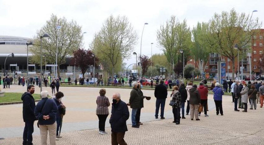  Drástico descenso de nuevos contagios por covid hasta los 30 en una jornada sin fallecidos en Salamanca