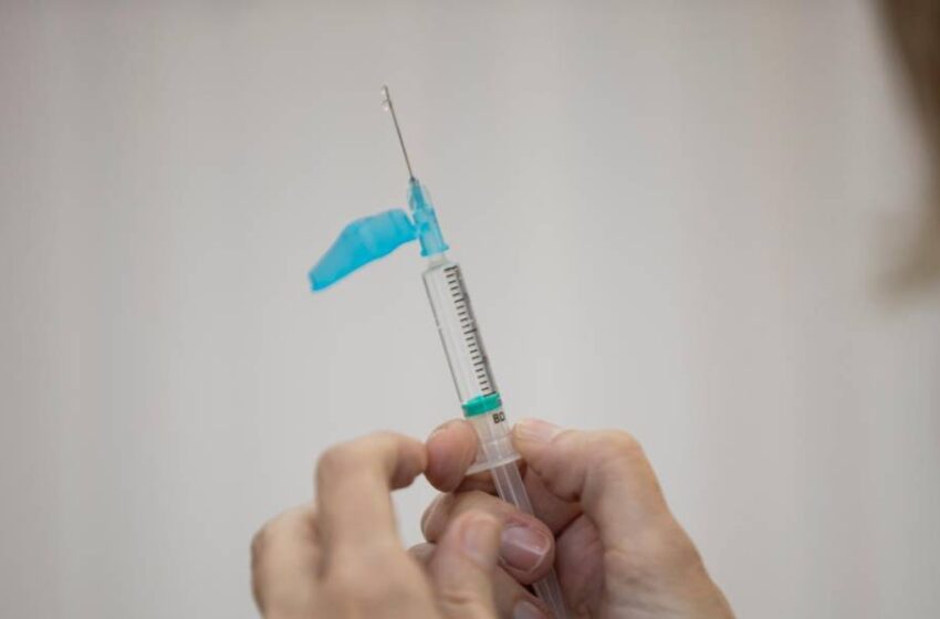  La vacuna de Pfizer necesitará una tercera dosis de refuerzo a los nueve meses