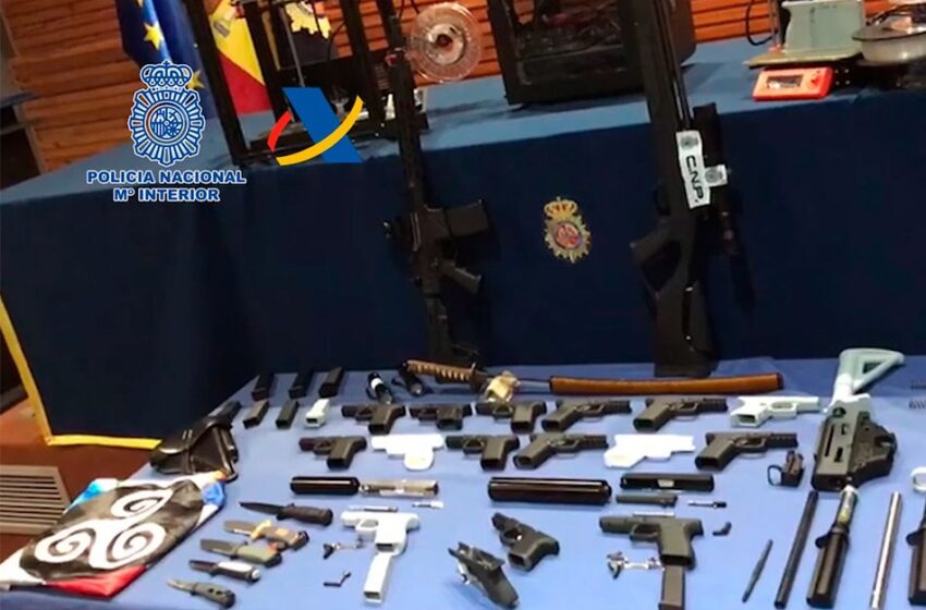  Desmantelado el primer taller ilegal de impresión de armas 3D en España