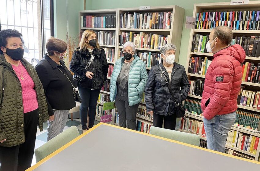  Carbajosa inaugura la nueva biblioteca del Hogar de los Mayores con una colección de 4.000 ejemplares