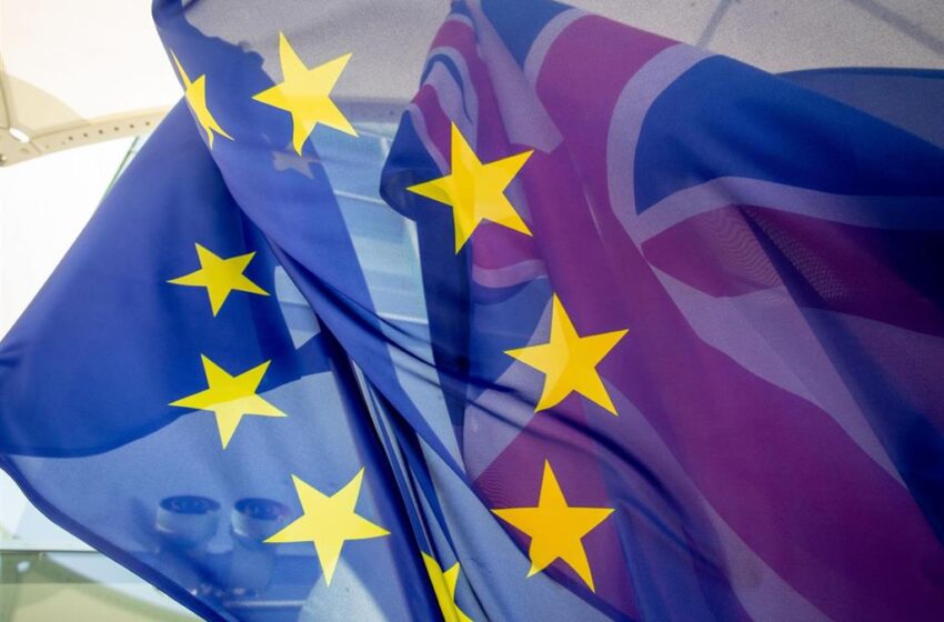  La Eurocámara ratifica el acuerdo que fija las condiciones de las relaciones con Reino Unido tras el Brexit