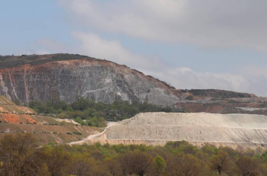  Los Santos y Fuenterroble piden a la mina de wolframio que abone su deuda