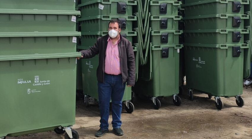  El Ayuntamiento de Villares adquiere 80 contenedores de residuos sólidos urbanos