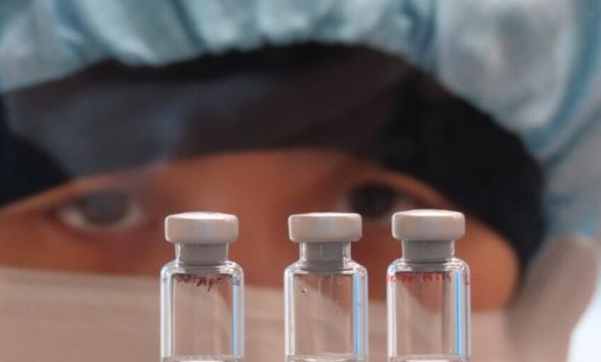  Las vacunas hacen frente a las nuevas variantes del coronavirus