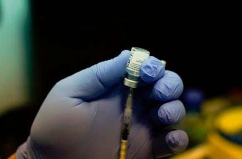  Los estadounidenses vacunados contra la covid podrán dejar de llevar mascarilla