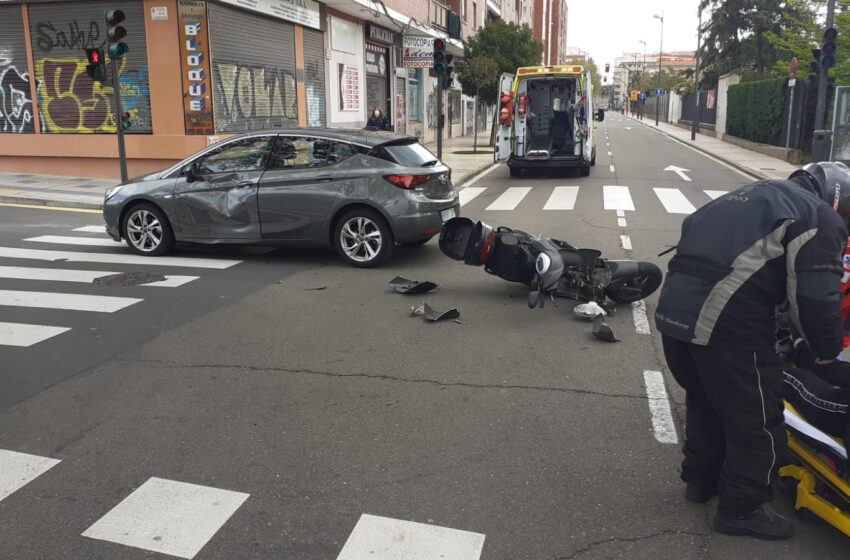  Un hombre resulta herido tras sufrir un accidente en la avenida de los Maristas