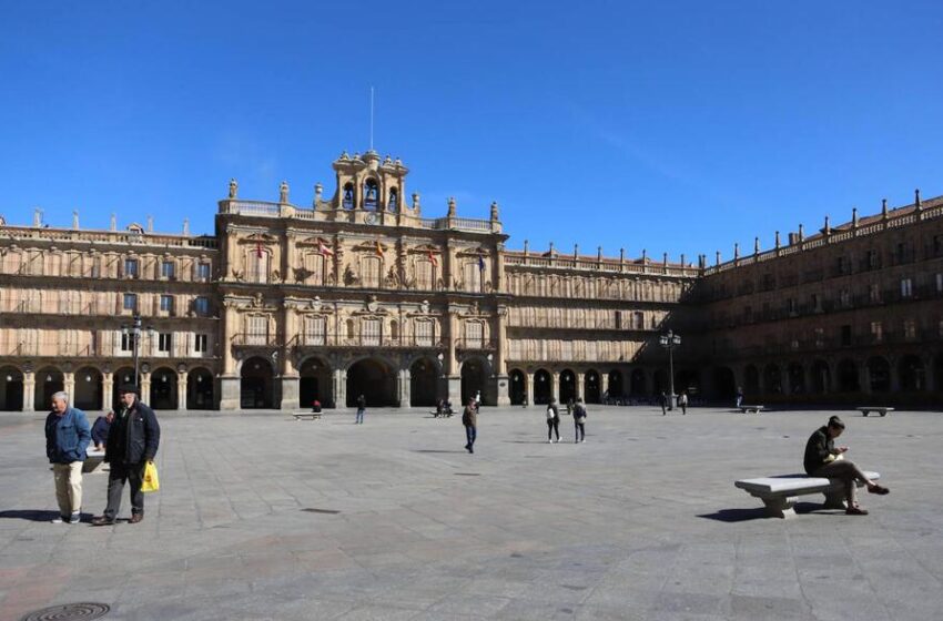  Sale a subasta una vivienda en la Plaza Mayor de Salamanca valorada en más de 900.000 euros