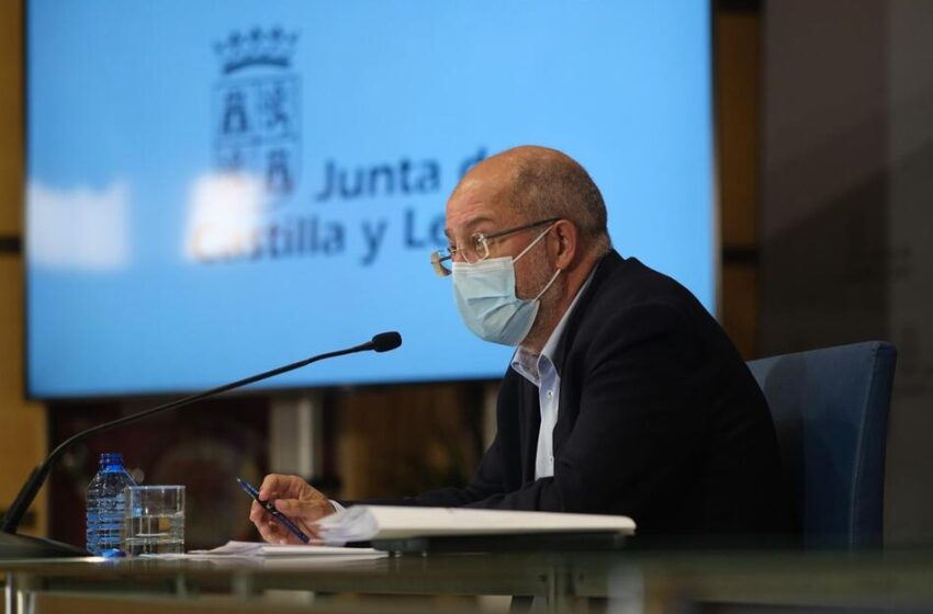  Castilla y León acogerá a 18 menores no acompañados trasladados desde Ceuta