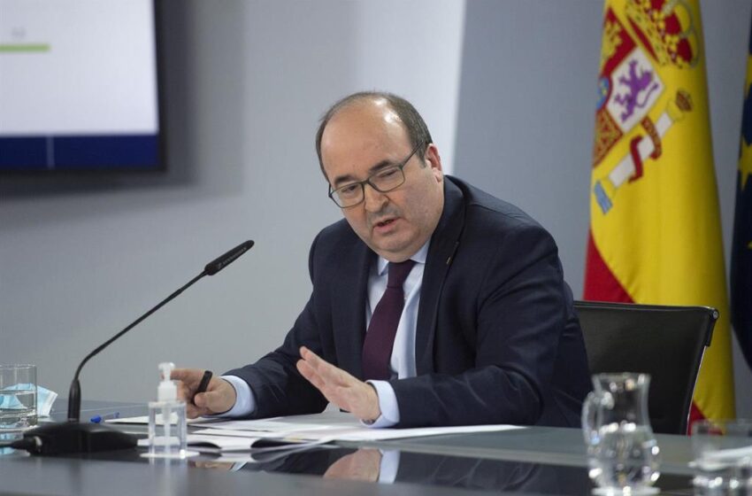  Iceta defiende el compromiso del PSOE con la unidad de España, que «solo ha estado en riesgo cuando ha gobernado el PP»