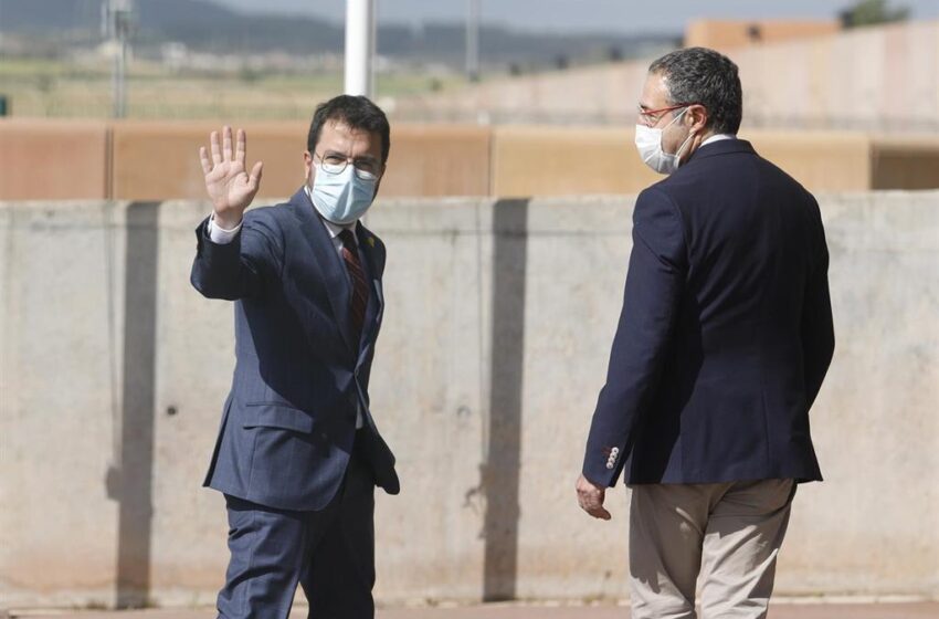  Aragonès visita a los presos del 1-O en la cárcel de Lledoners en su primer día como presidente