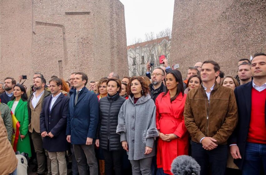  PP, Vox y Cs se unirán de nuevo en Colón contra Sánchez, aunque no aclaran si sus líderes repetirán la foto de 2019