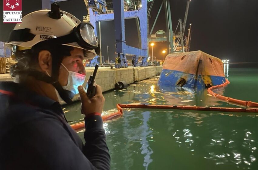  La búsqueda de los desaparecidos del barco volcado en Castelló suma 2 robots submarinos y centra «todos los esfuerzos»