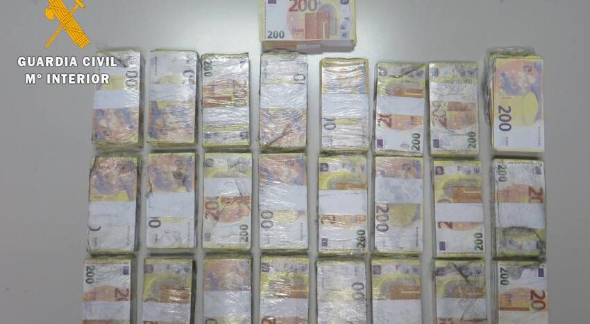  La Guardia Civil rastrea el origen de un millón de euros en billetes falsos hallado en Salamanca