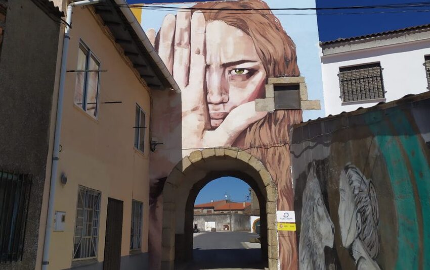  Pereña muestra su rechazo a la violencia de género con el segundo mural de EnPereñArte 2021