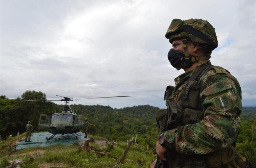  Al menos 36 heridos por la explosión de un coche bomba en un cuartel en el noreste de Colombia