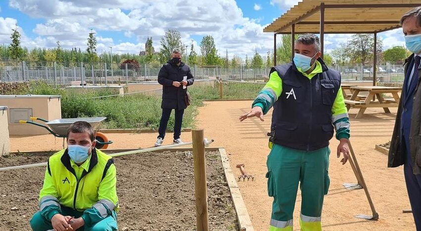  Asprodes se encargará del mantenimiento de los huertos urbanos de Salamanca