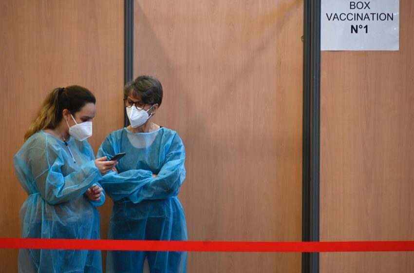  La Policía de Francia investiga un incendio de un centro de vacunación contra la COVID-10 como «intencionado»