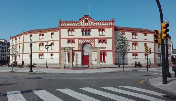  Fundación del Toro de Lidia compara a la alcaldesa de Gijón con los talibanes tras prohibir las corridas