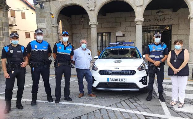 Presentación del nuevo vehículo de la Policía Local de Béjar. 