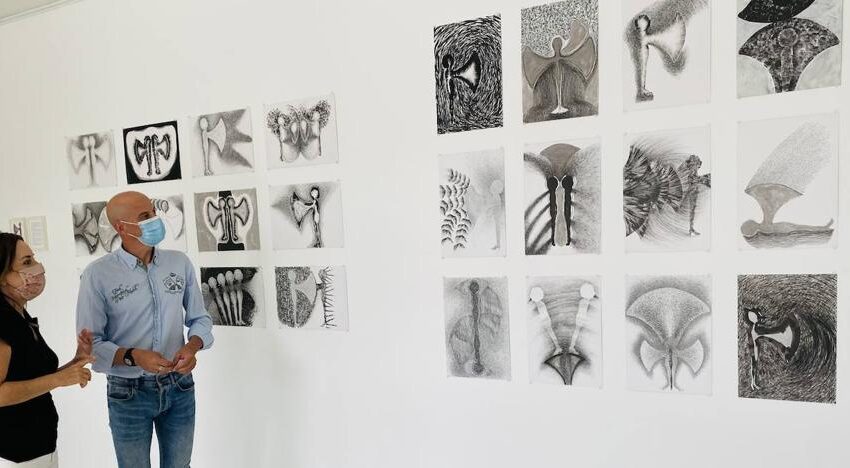  Concha Sáez expone sus dibujos en la sala Protagonistas de San Marta de Tormes