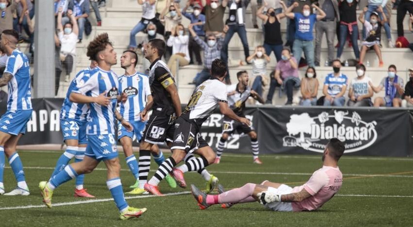  Unionistas arrebata el liderato al Deportivo de La Coruña en una mágica mañana en el Reina Sofía (2-1)