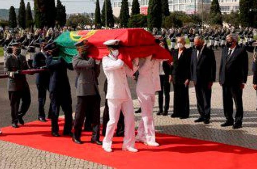  El Rey asiste al funeral de Estado del expresidente de Portugal Jorge Sampaio