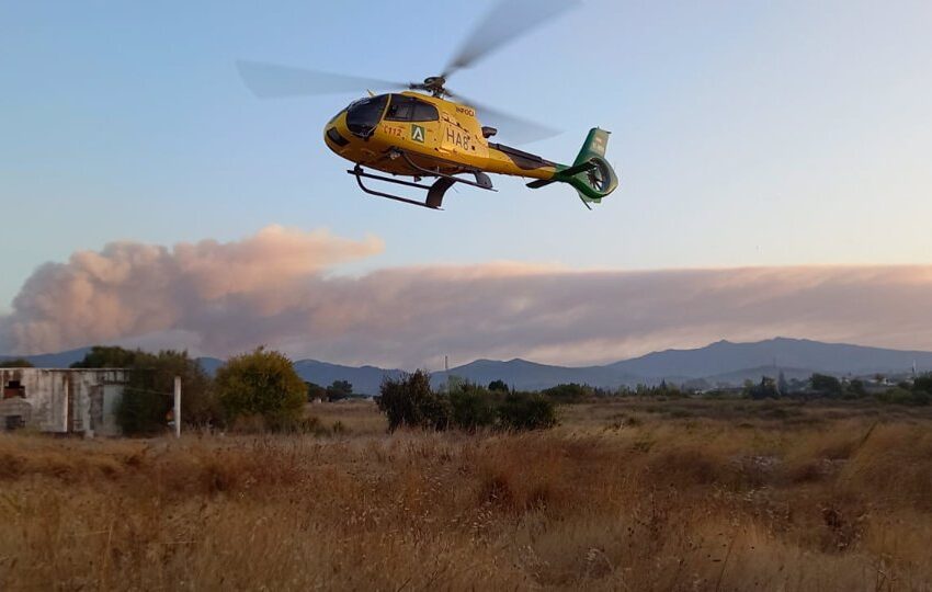  Continúa la lucha contra el fuego en Sierra Bermeja con la incorporación de los medios aéreos