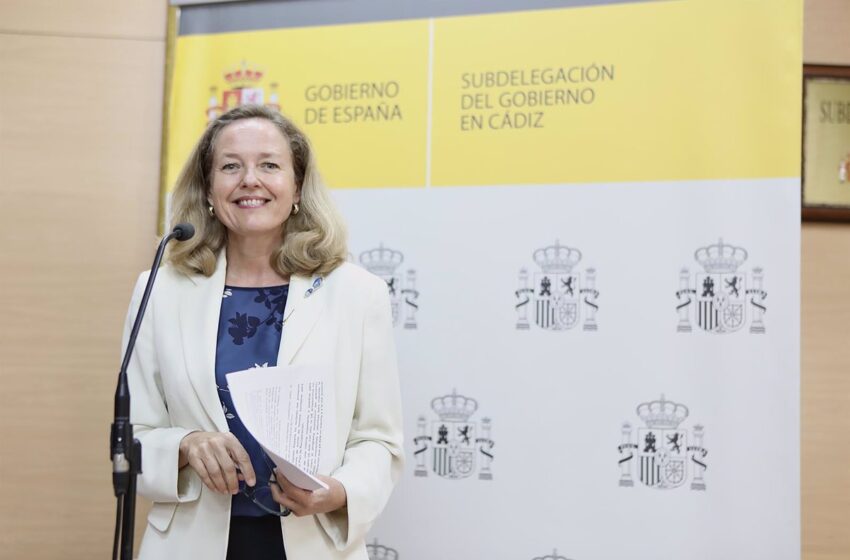  Calviño anuncia una aclaración al decreto de ayudas directas para que CCAA puedan lanzar otra convocatoria