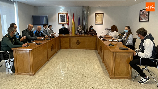  La subdelegada subraya la importancia de la coordinación entre Policía Local y Guardia Civil durante la Junta Local de Seguridad en Peñaranda