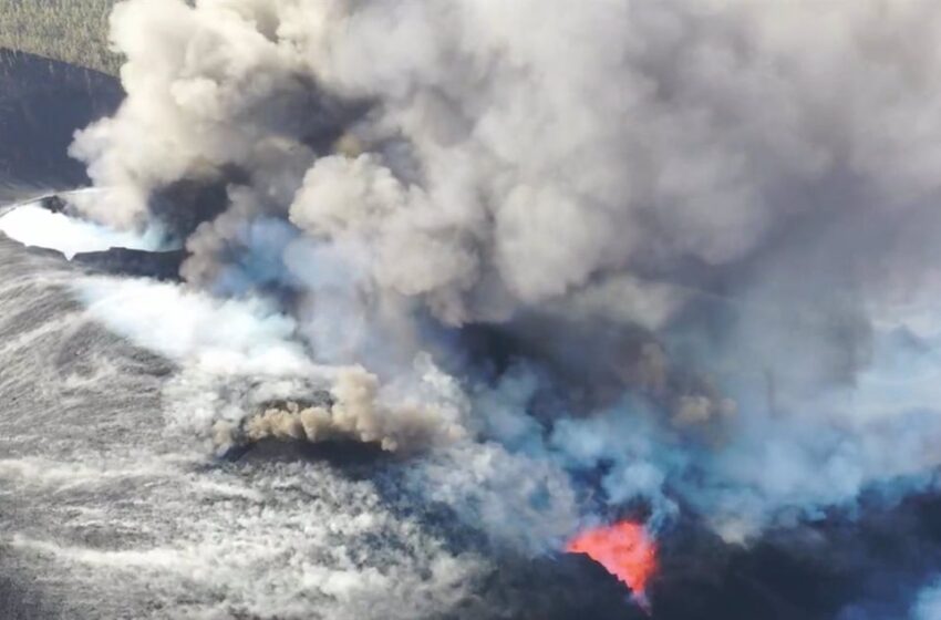  Surge una nueva boca en el volcán de La Palma
