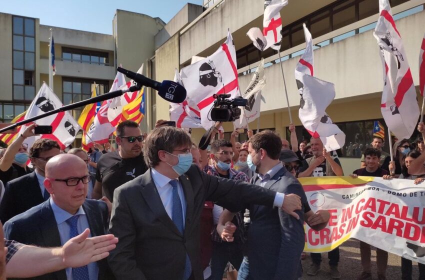  El tribunal de Sassari delibera sobre la extradición de Puigdemont tras acabar la declaración