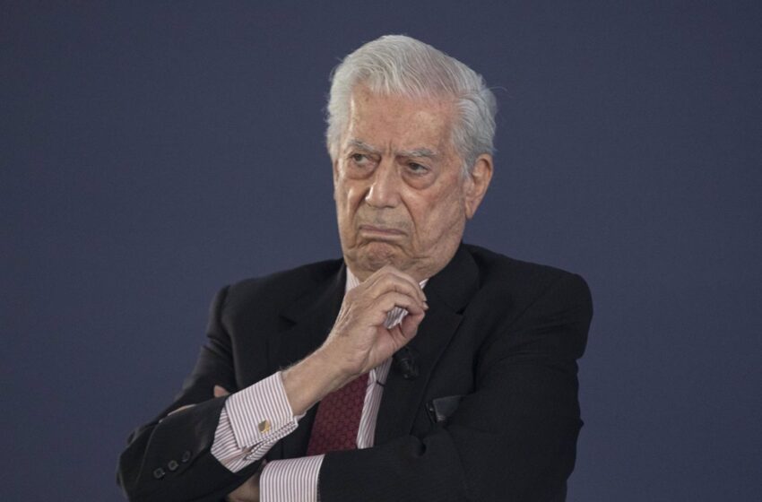  Vargas Llosa gestionó sus derechos de autor a través de una sociedad offshore, según los ‘Papeles de Pandora’