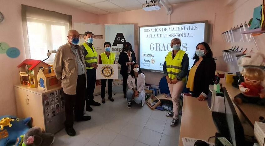  El Rotary Club Salamanca dona material para el aula multisensorial de ASPAS
