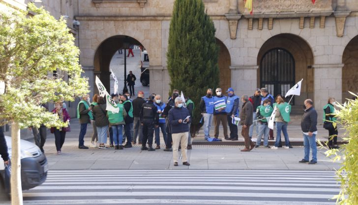  Concentración en Salamanca en apoyo a la funcionaria de prisiones agredida por una interna en Logroño