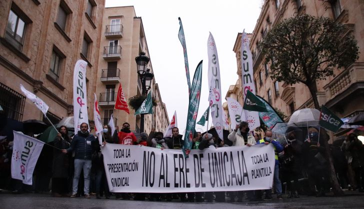  Salamanca se moviliza este martes para defender el empleo en Unicaja Banco