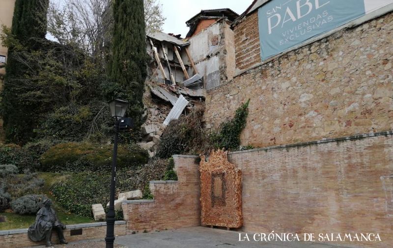  Se derrumba un edificio del colegio Carvajal, junto a San Pablo