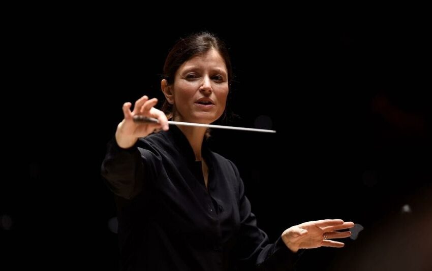  La directora Debora Waldman dirige mañana a la orquesta sinfónica del COSCYL