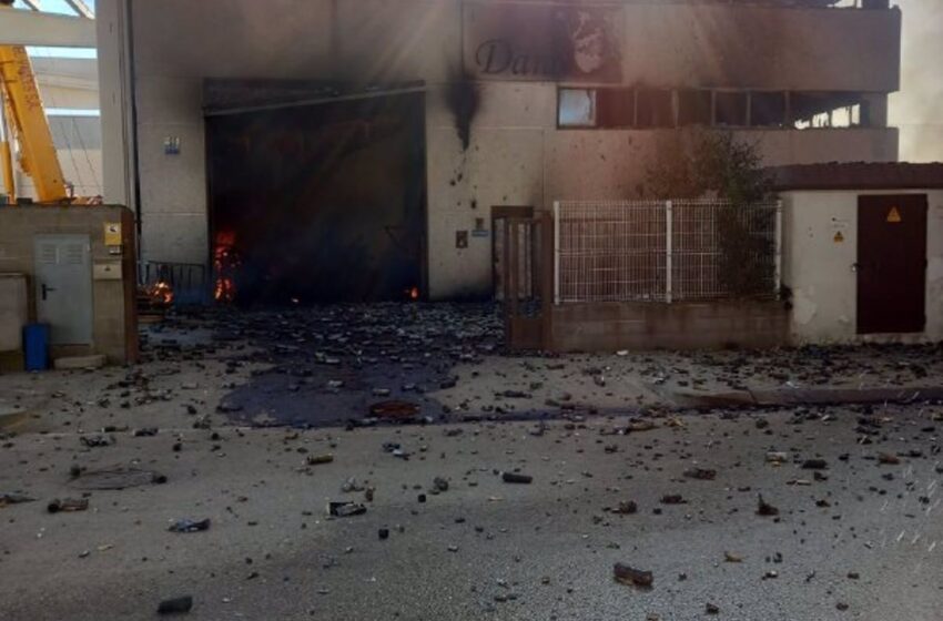  Trece heridos en una explosión en una empresa de residuos químicos en L’Arboç (Tarragona)