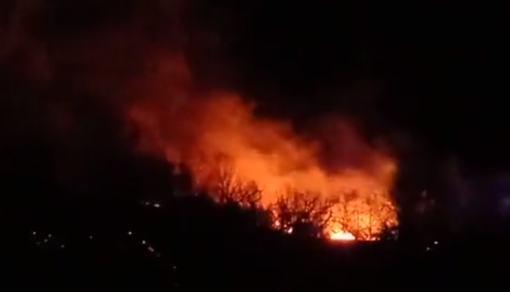  Un grave incendio acecha el municipio de Monsagro