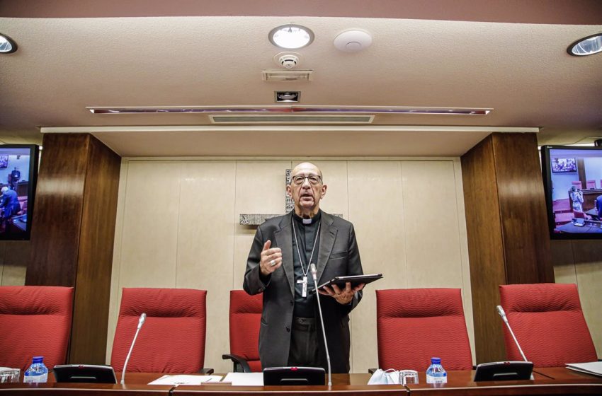  Omella afirma que «todas las diócesis» van respondiendo a los casos de abusos y rechaza crear una comisión independiente