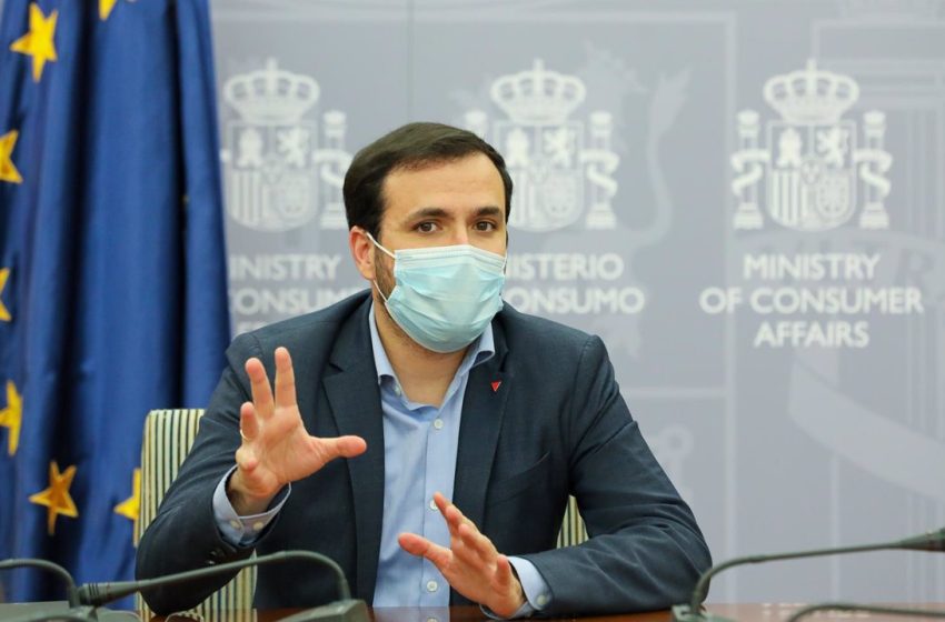  Garzón pide al bloque de investidura que apoye la reforma laboral y seguir desmontando las políticas «regresivas» del PP
