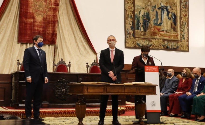  Ricardo Rivero toma posesión como rector en su segundo mandato