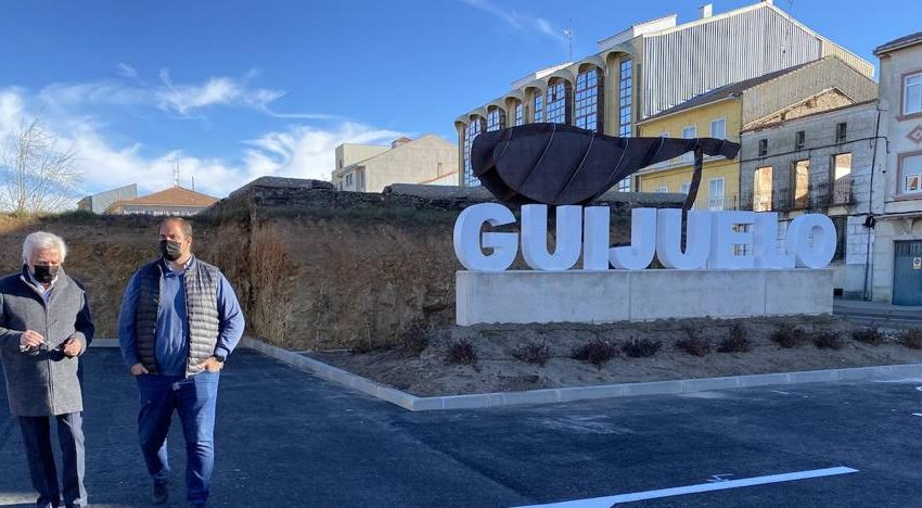  Guijuelo estrena una nueva zona de ocio y aparcamiento en Filiberto Villalobos