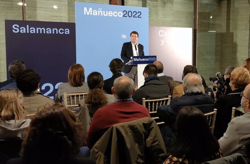  Mañueco pide el voto para el PP para «no tirar por la borda» el trabajo desarrollado