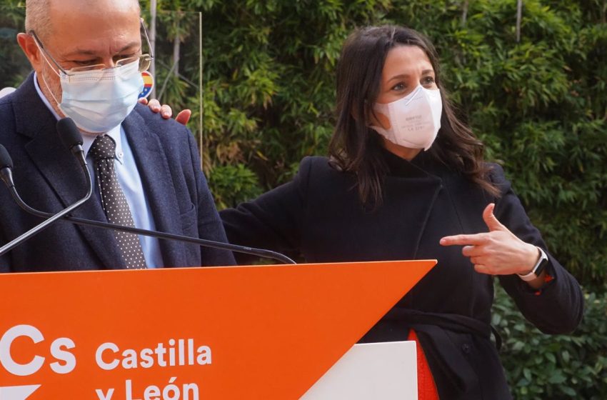  Ciudadanos continúa desangrándose y pasa a la irrelevancia también en Castilla y León