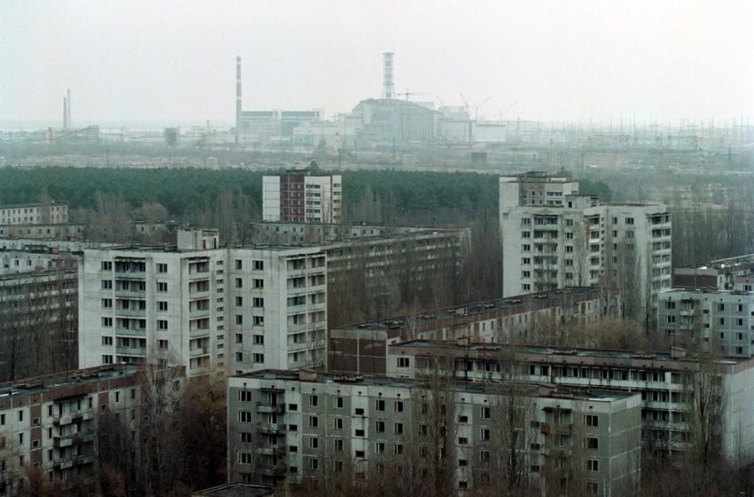  Rusia confirma haber tomado la central de Chernóbil y dice que la radiación está en niveles normales