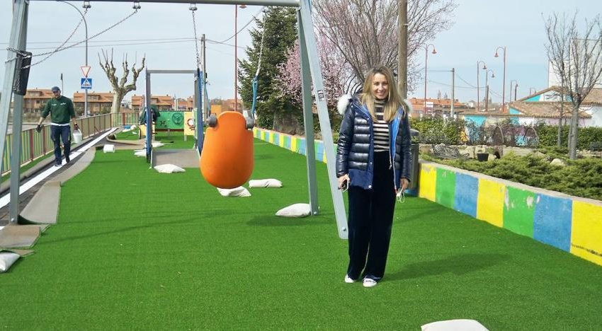  Renovado el suelo del parque infantil del Paseo Alcalde ‘José Sánchez’ de Santa Marta de Tormes