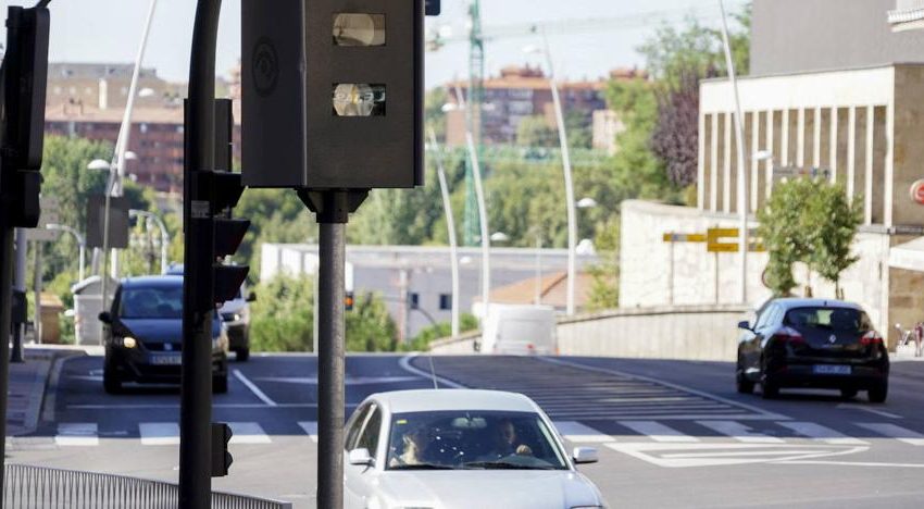  El 72% de las infracciones de tráfico en Salamanca son por exceso de velocidad y el 2% por conducir hablando por el móvil