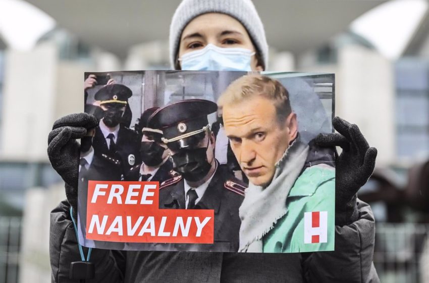  Navalni asegura que el sentimiento «antibelicista» en Rusia «seguirá creciendo» y pide mantener las protestas
