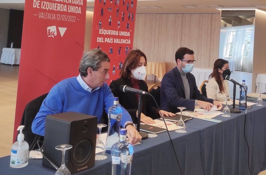  Garzón:»El moderado de Feijóo se estrena abriendo la puerta a las políticas machistas y xenófobas de la extrema derecha»